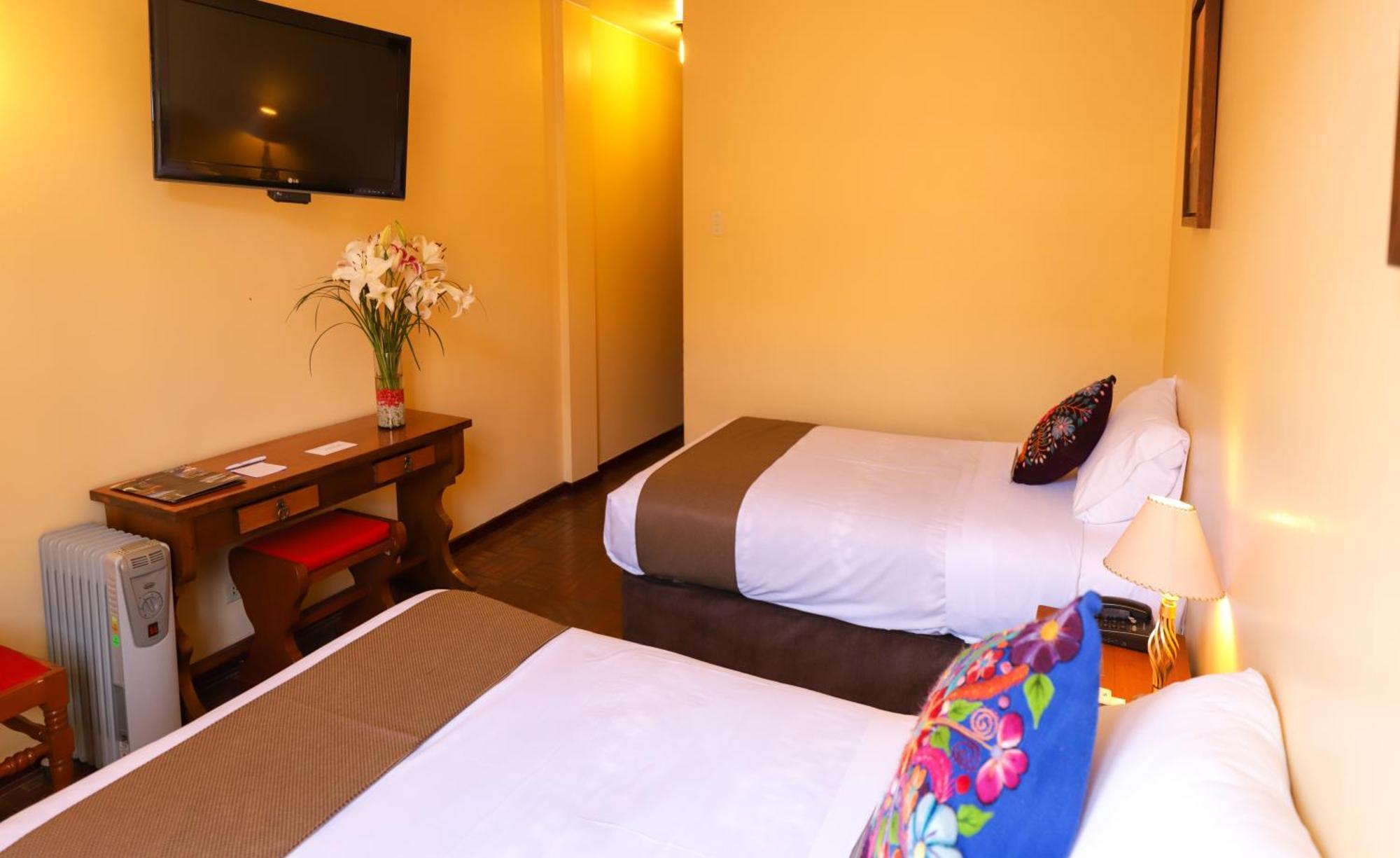 Dm Hoteles Ayacucho Eksteriør bilde